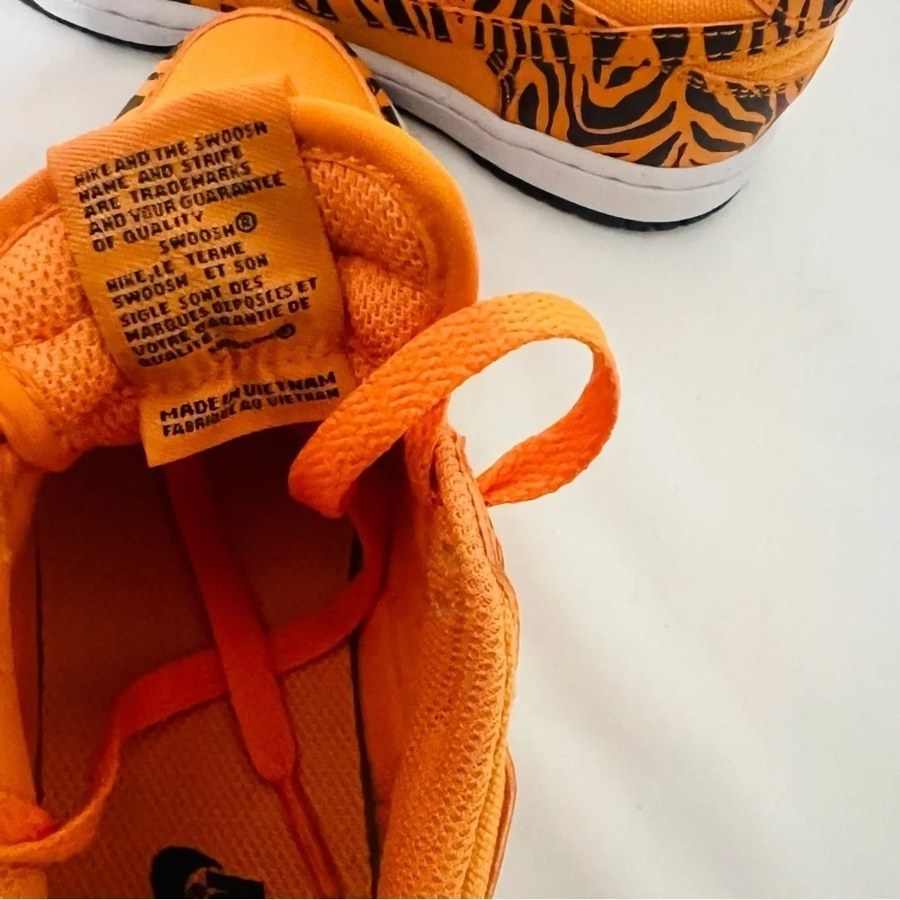 Nike Dunk Low Next Nature PS 1Y Kumquat Tiger Stripes DZ5633-800 EUC In Box